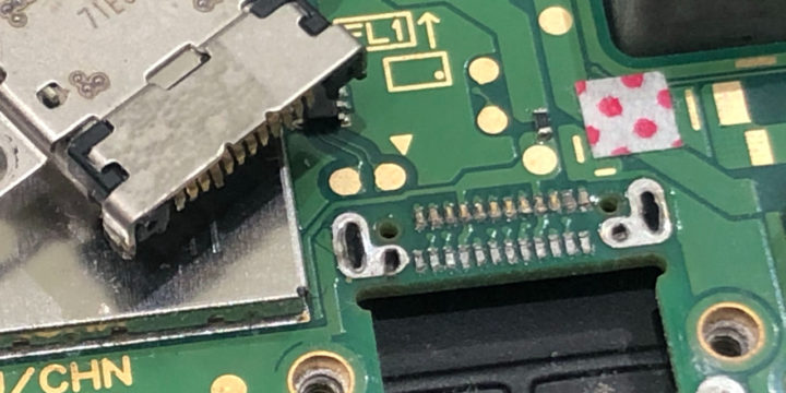 Nintendo Switch コネクター交換修理